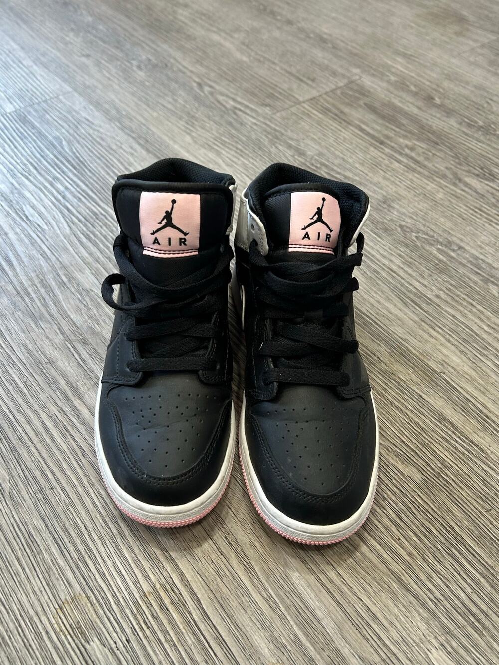 Air Jordan 1 Mid GS Arctic Pink Black White Sneakers Size 5.5Y Womens 7